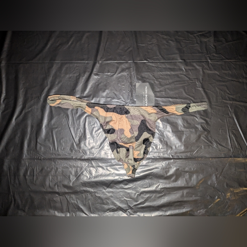 N2N Men's Camo Army Thong Size L